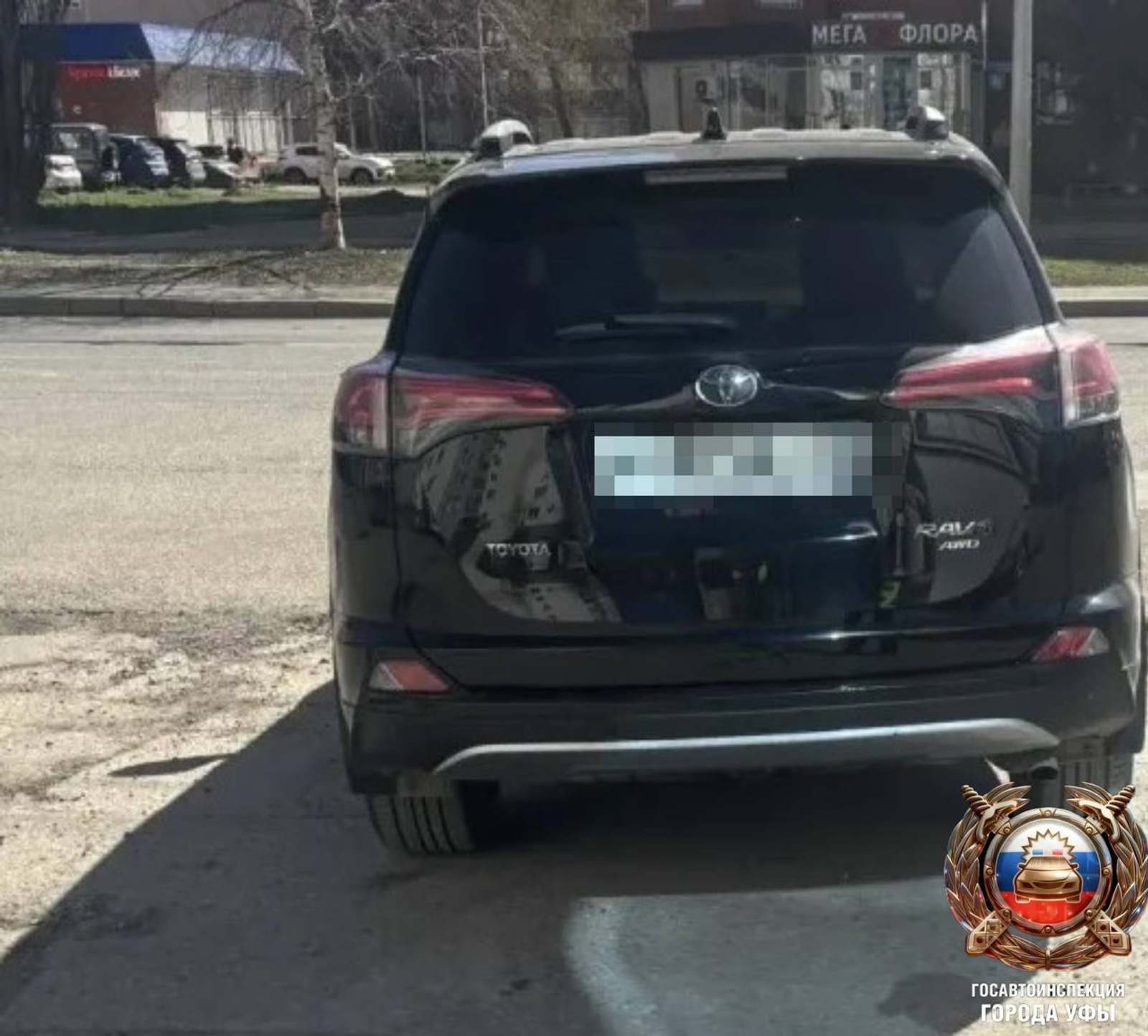 В Уфе водитель внедорожника сбил пожилого пешехода