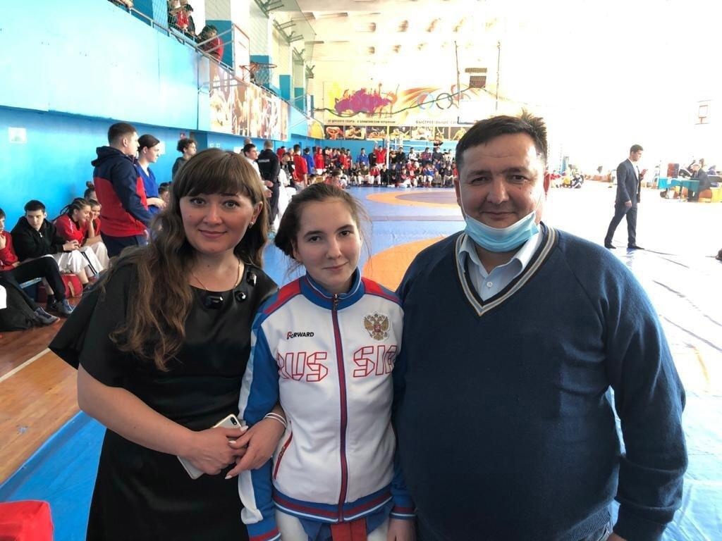 Сестры Мурзабаевы из Башкирии готовятся к чемпионату мира по спортивной борьбе