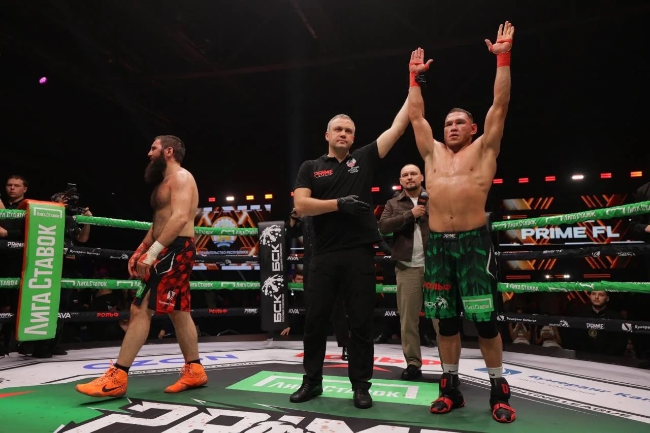 Ишимбаев одолел Шахгириева в главном поединке турнира Prime FL в Уфе