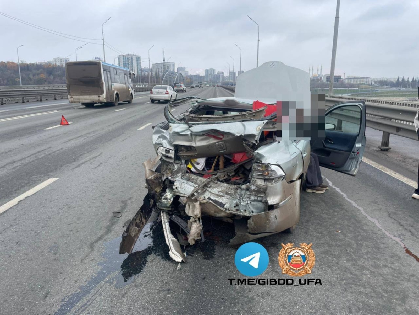 В Уфе в массовом ДТП на Бельском мосту пострадали двое детей