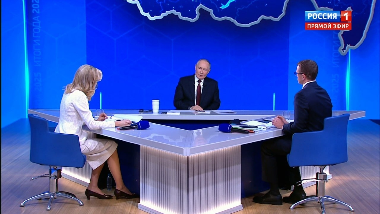 Путин прокомментировал видео Зеленского на фоне стелы Купянска