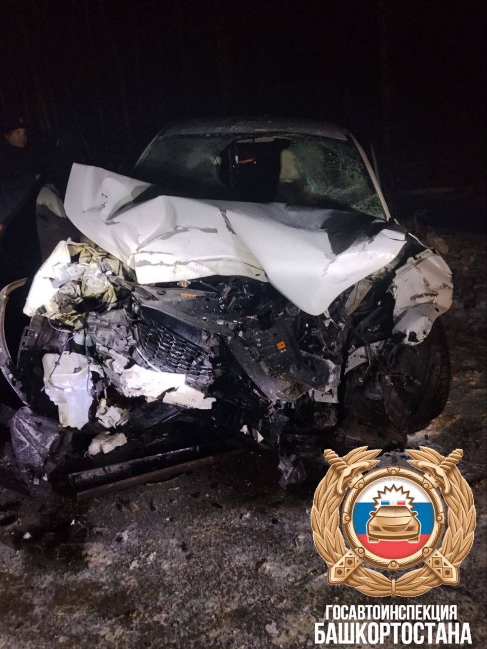 Страшная авария в Башкирии: четверо погибших при столкновении трех машин