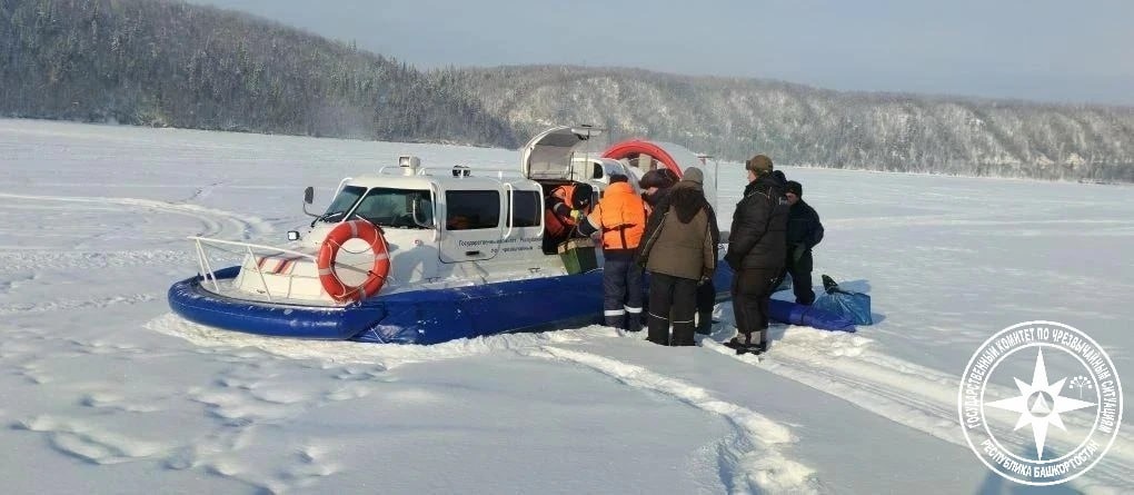 В Башкирии на Павловском водохранилище спасли четверых рыбаков