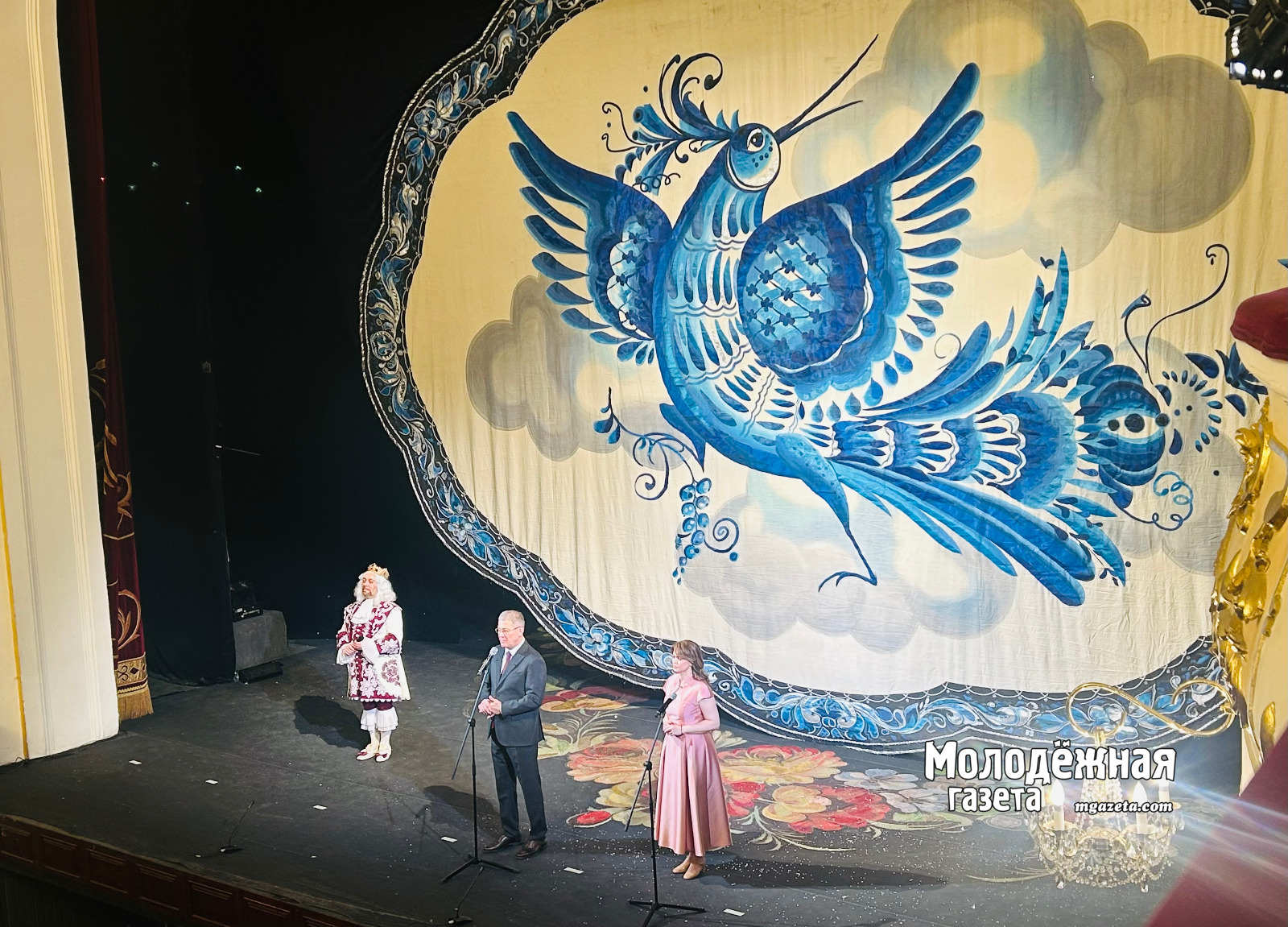 Радий и Каринэ Хабировы встретились с маленькими принцессами Башкирии