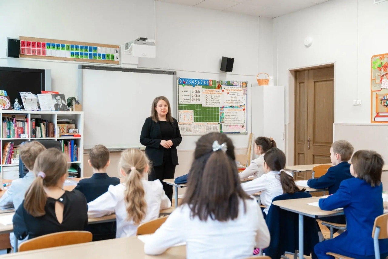 Программа Земский учитель получит более 1 млрд рублей в 2026 году