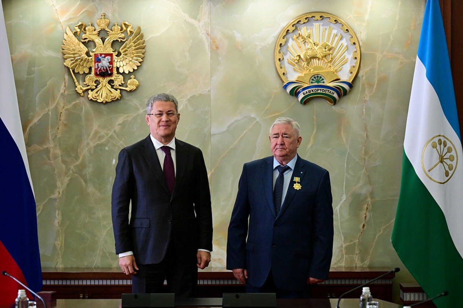 Хабиров вручил Рафаилу Диваеву орден «За заслуги перед Республикой Башкортостан»