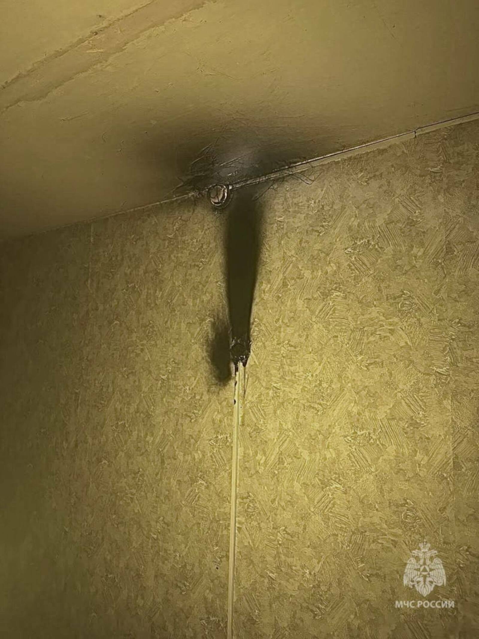 Пожар в общежитии колледжа в Октябрьском потушен