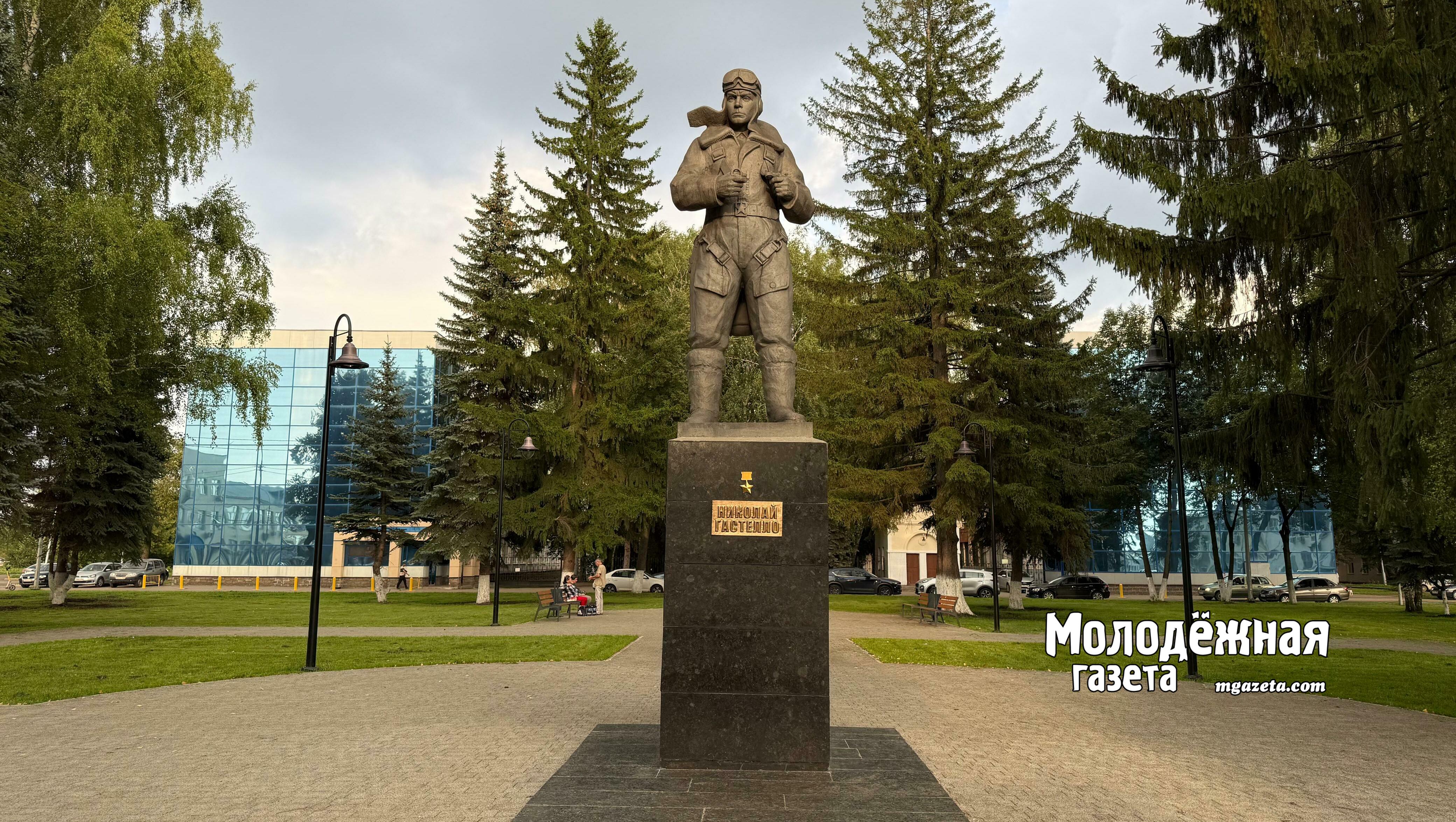Перезагрузка мегаполиса: сквер имени Николая Гастелло