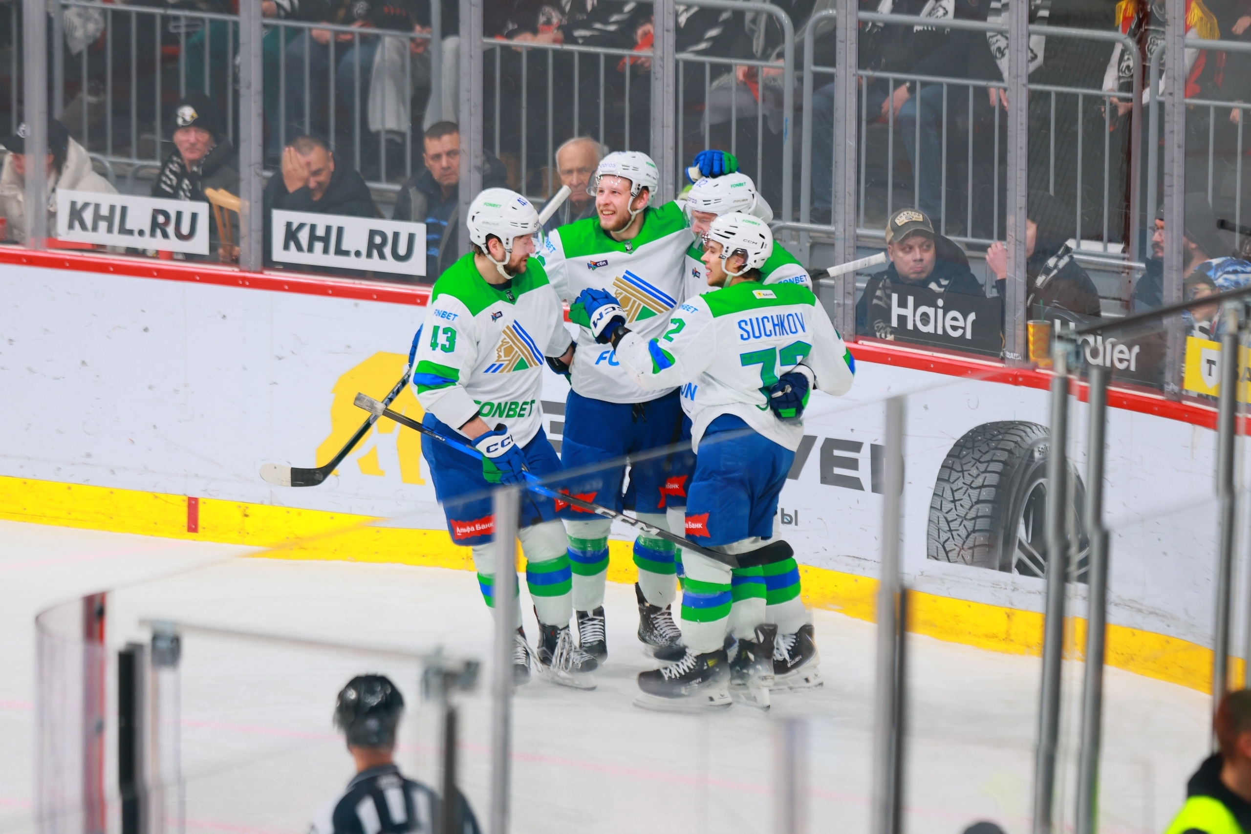 Салават Юлаев разгромил Трактор в Челябинске