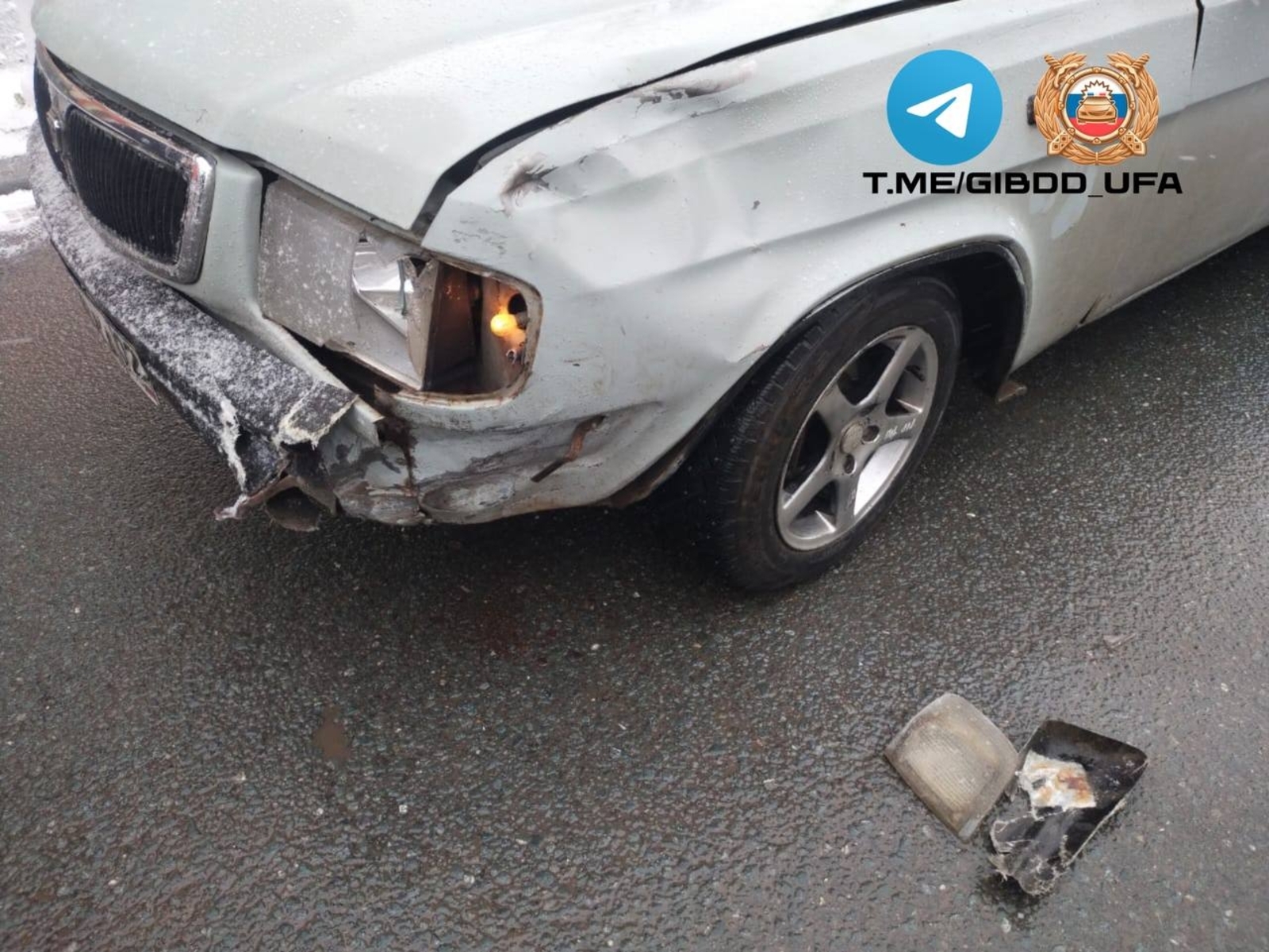 В Уфе «Волга» столкнулась с мотоциклом