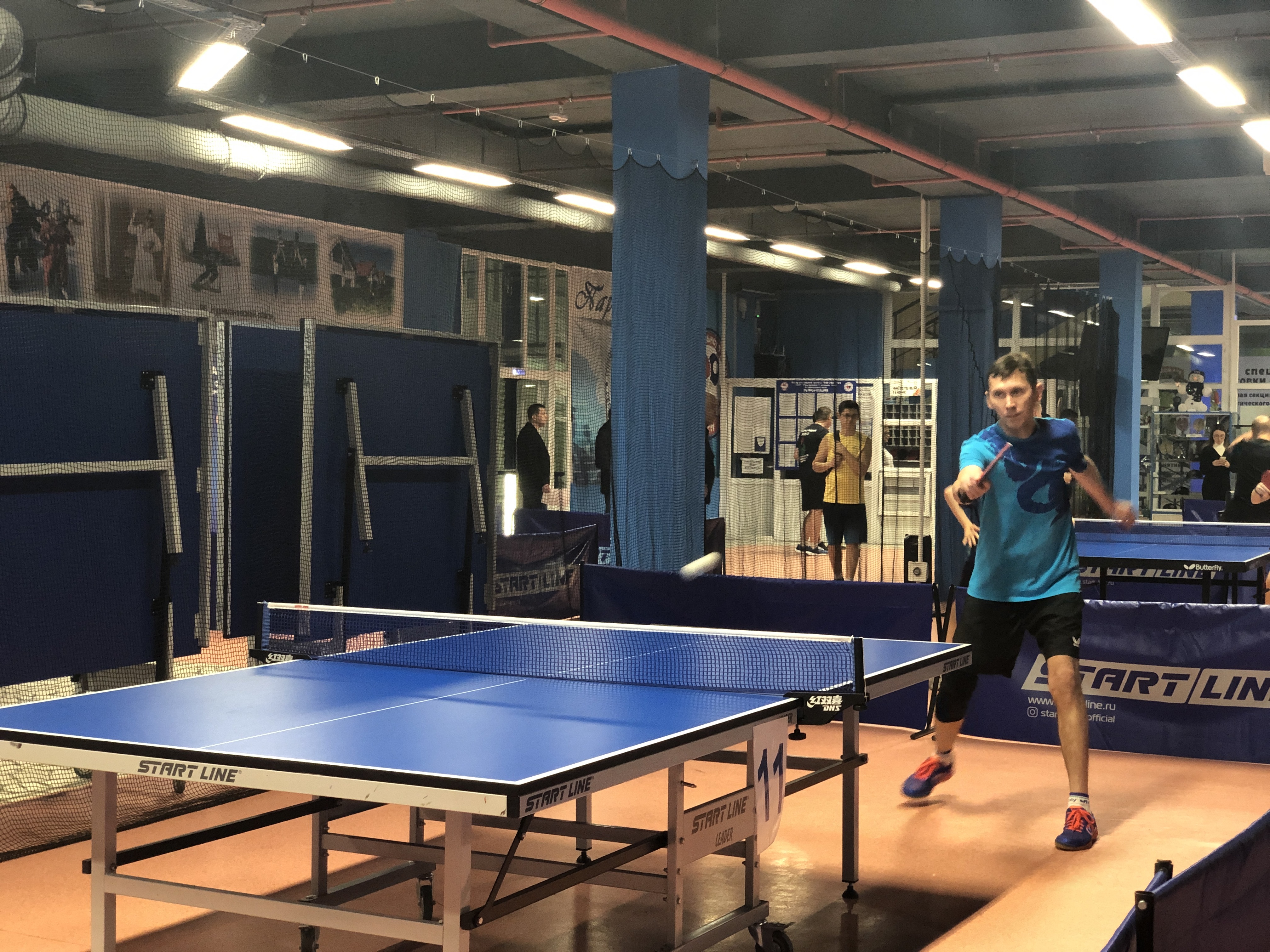Около 20 команд участвуют в соревнованиях по настольному теннису среди предприятий Башкирии