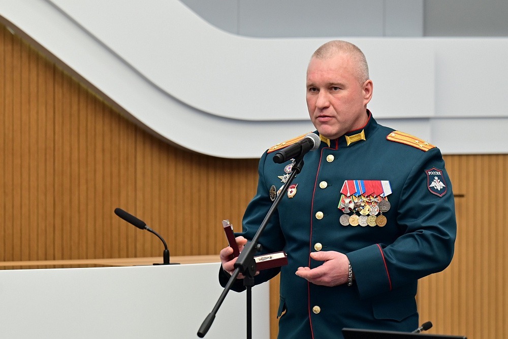 Герой из Башкирии под Новый год получил Орден генерала Шаймуратова