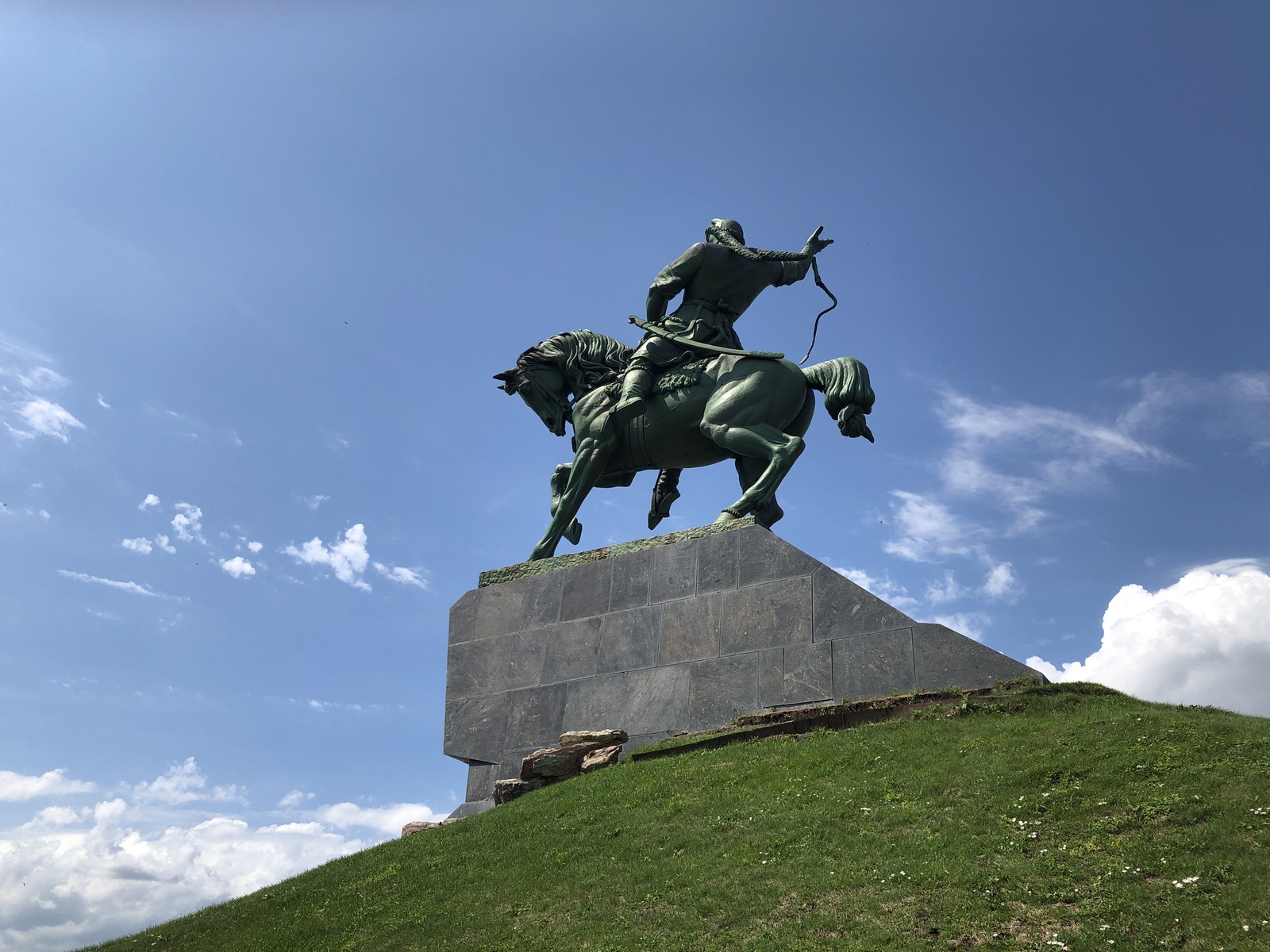 «Салават Юлаев» принимает на своём льду «Барыс»