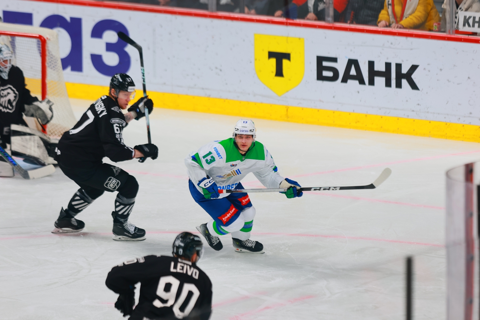 Артём Горшков: «В целом хорошо звеном играем, на плей-офф сохраняем очки»