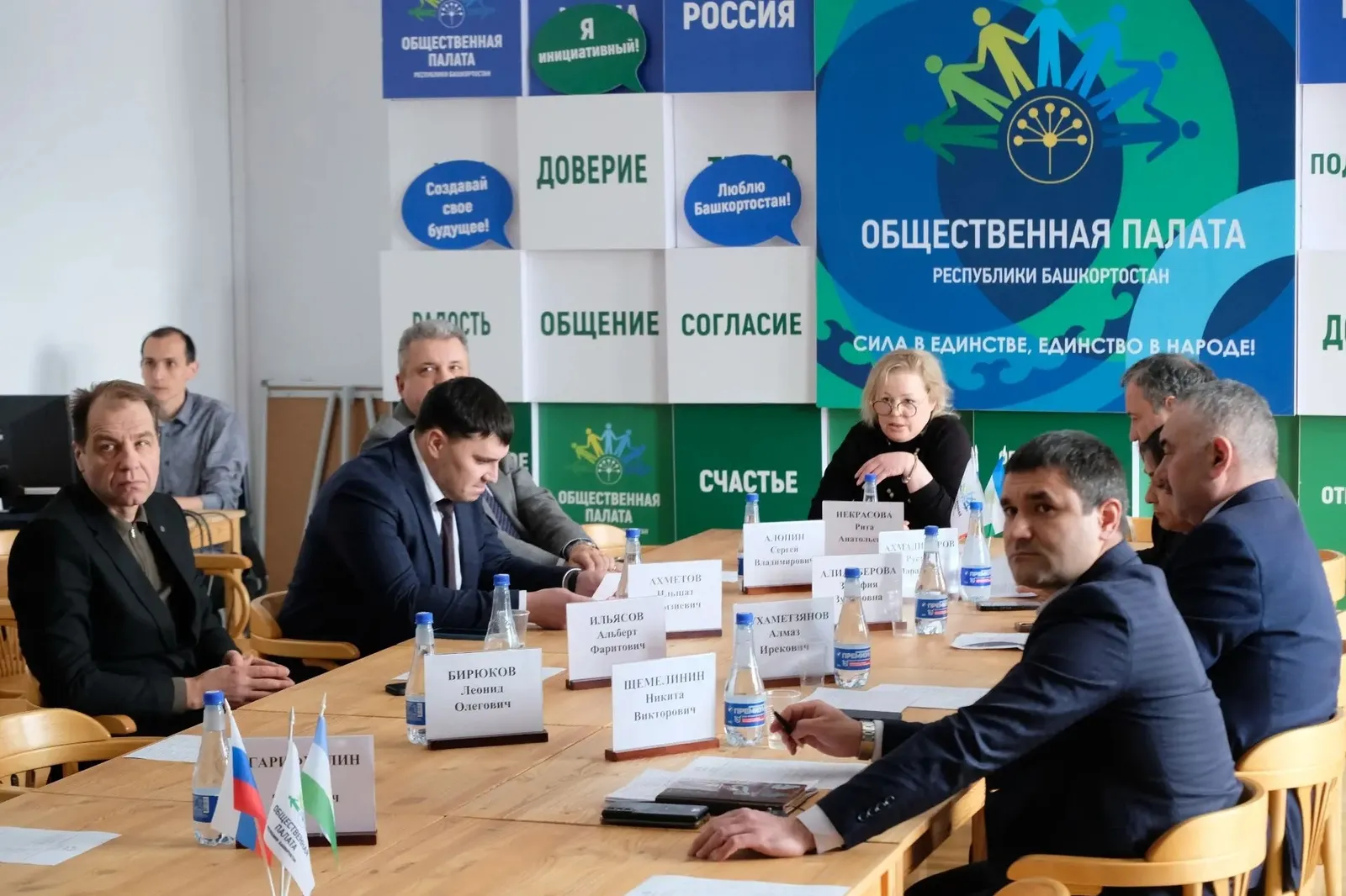 В Башкирии 52 хоккейные коробки получили «отлично» от общественников