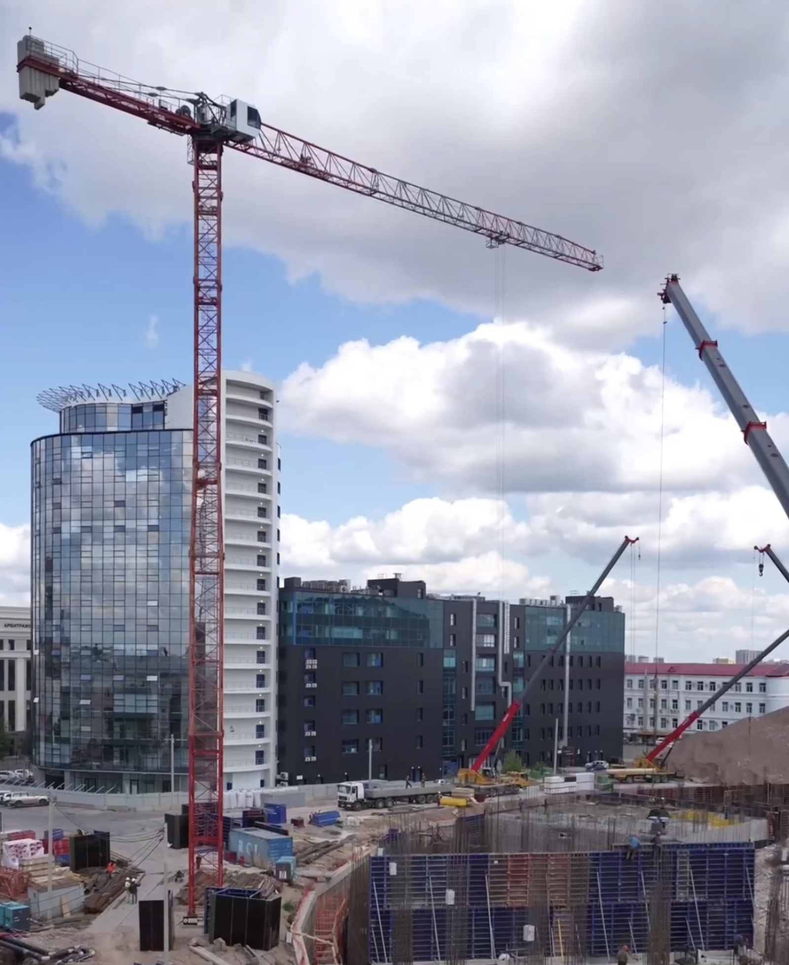 скриншот видео со страницы Андрея Назарова