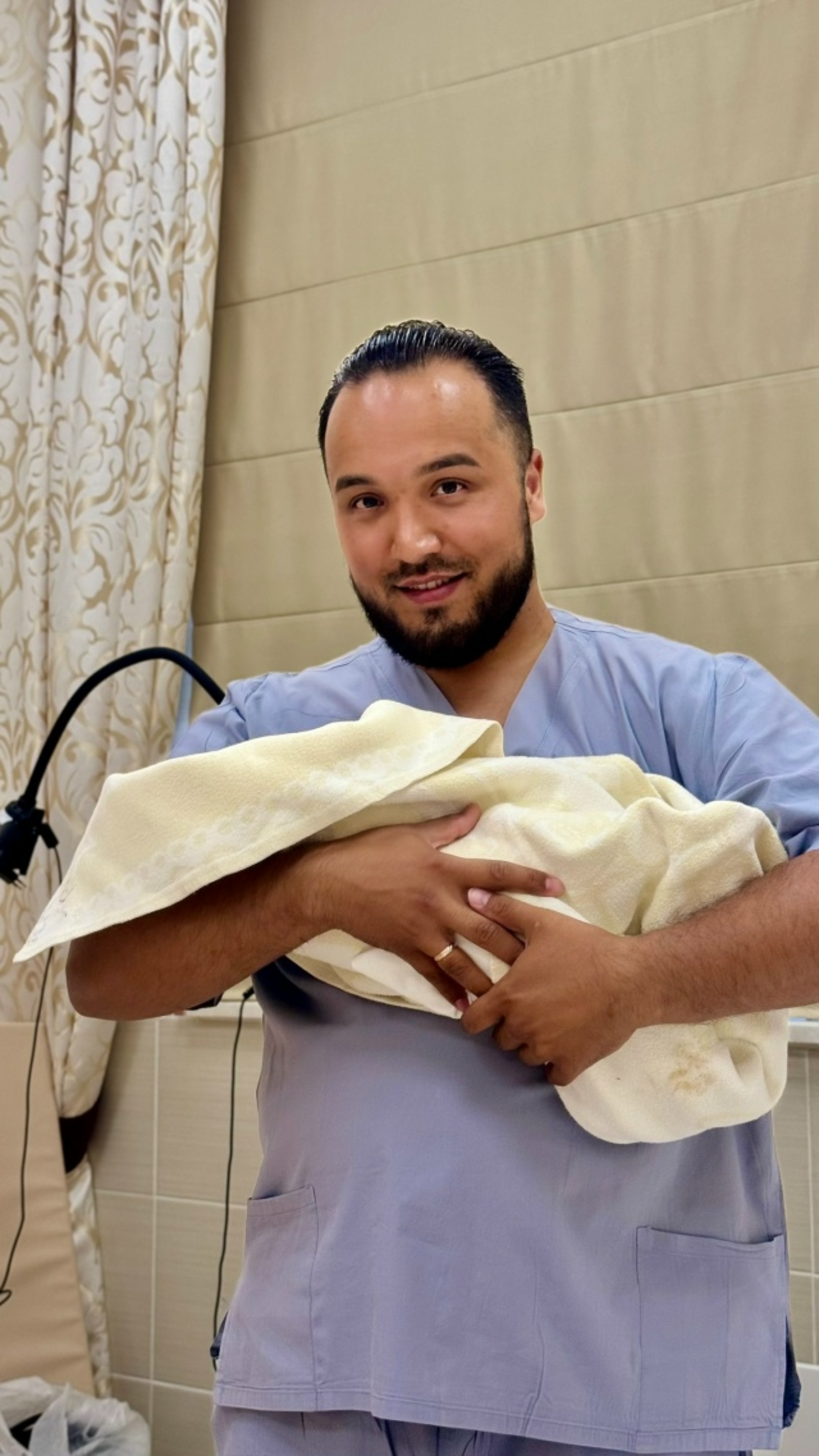 Музыкант Зайнетдин стал отцом во второй раз