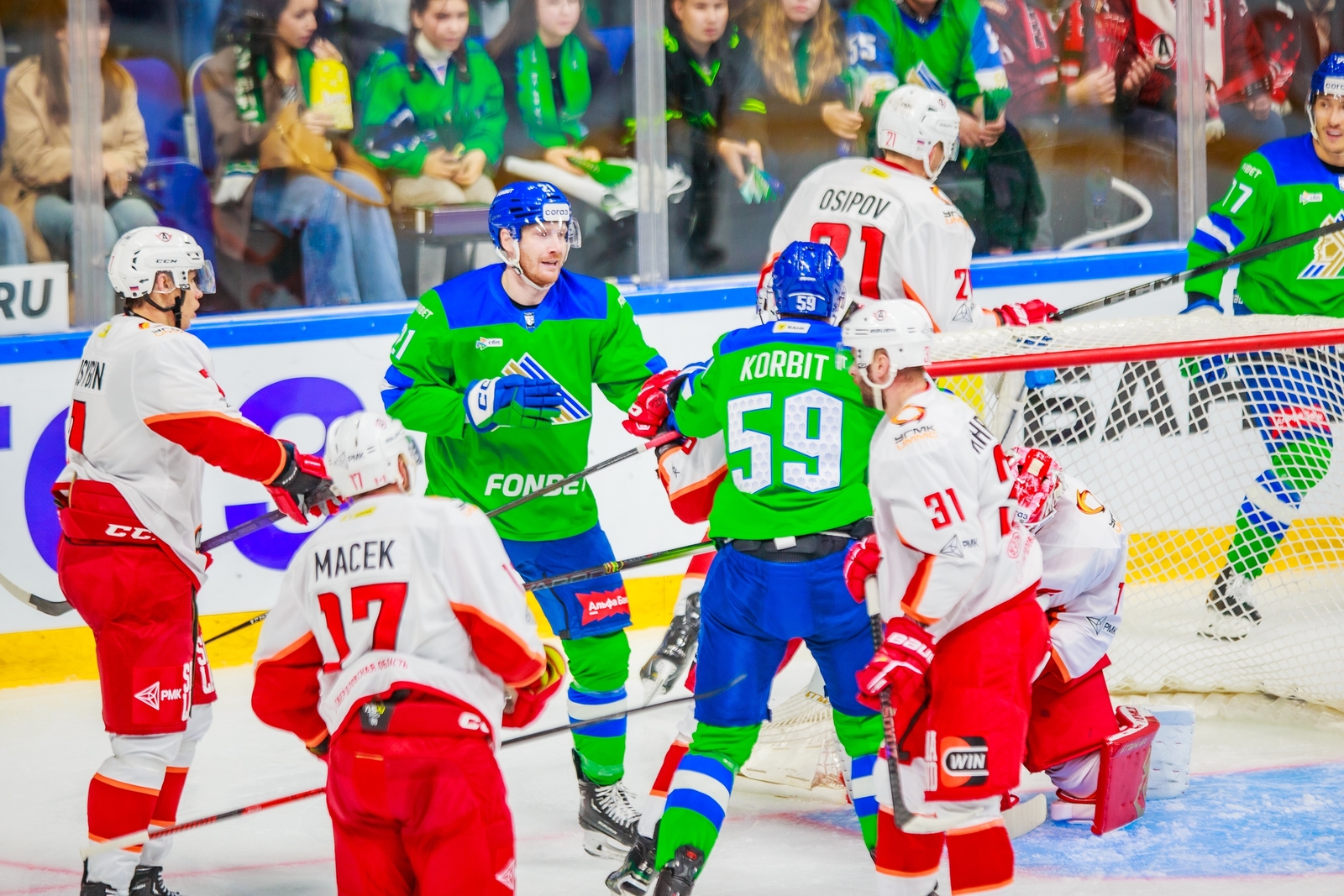 «Салават Юлаев» открыл домашний сезон матчем с «Автомобилистом»