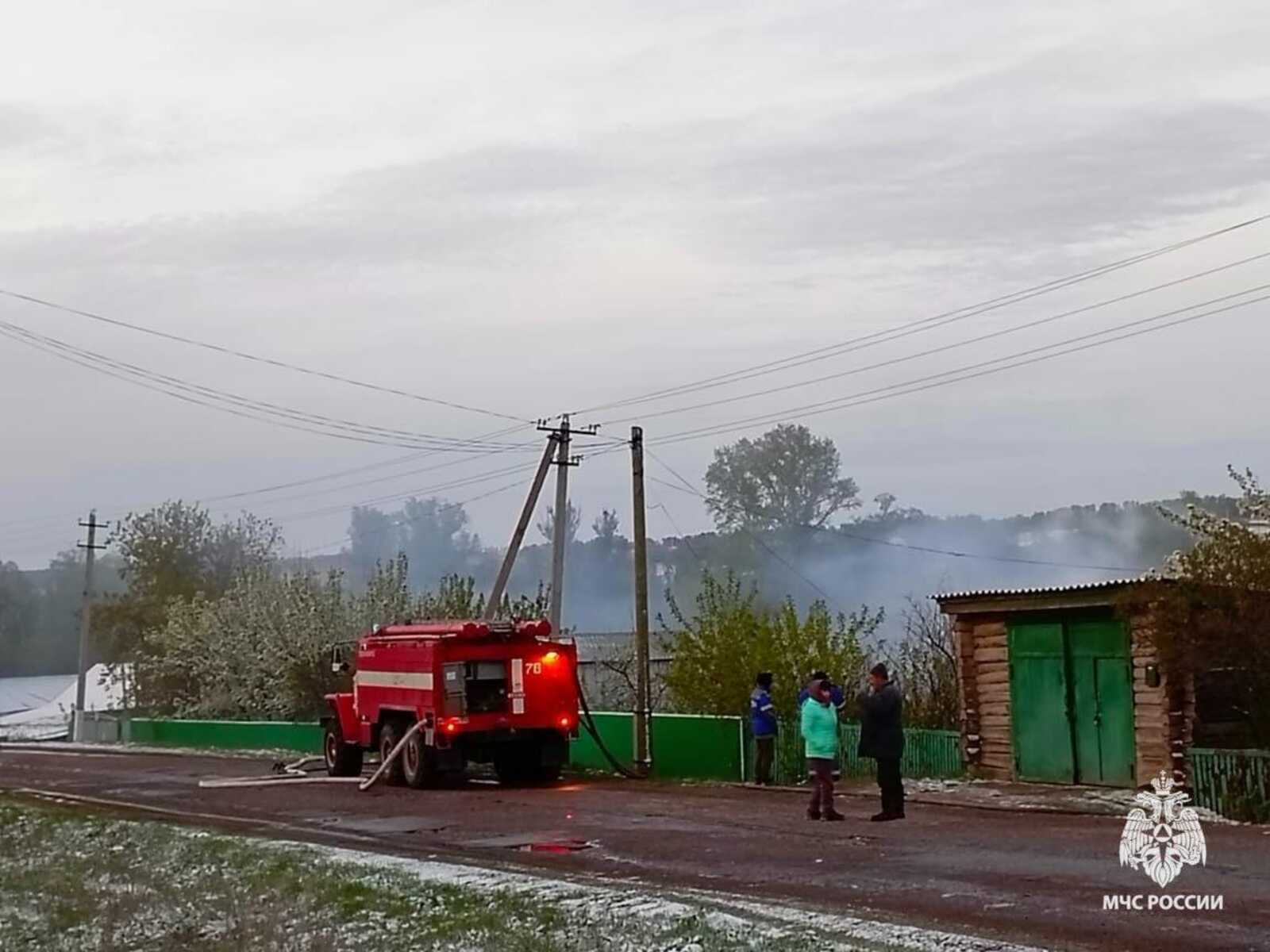 В селе Башкирии при пожаре погибли мать с сыном