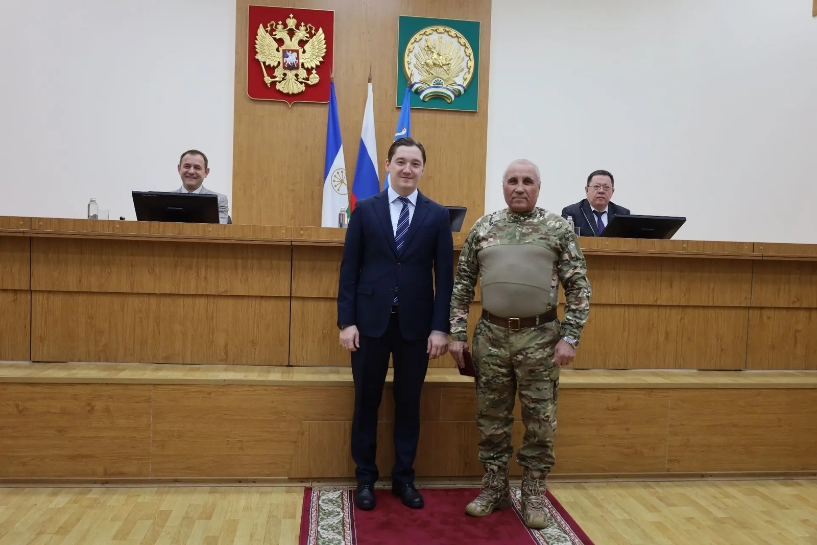 В Стерлитамаке наградили бойцов СВО